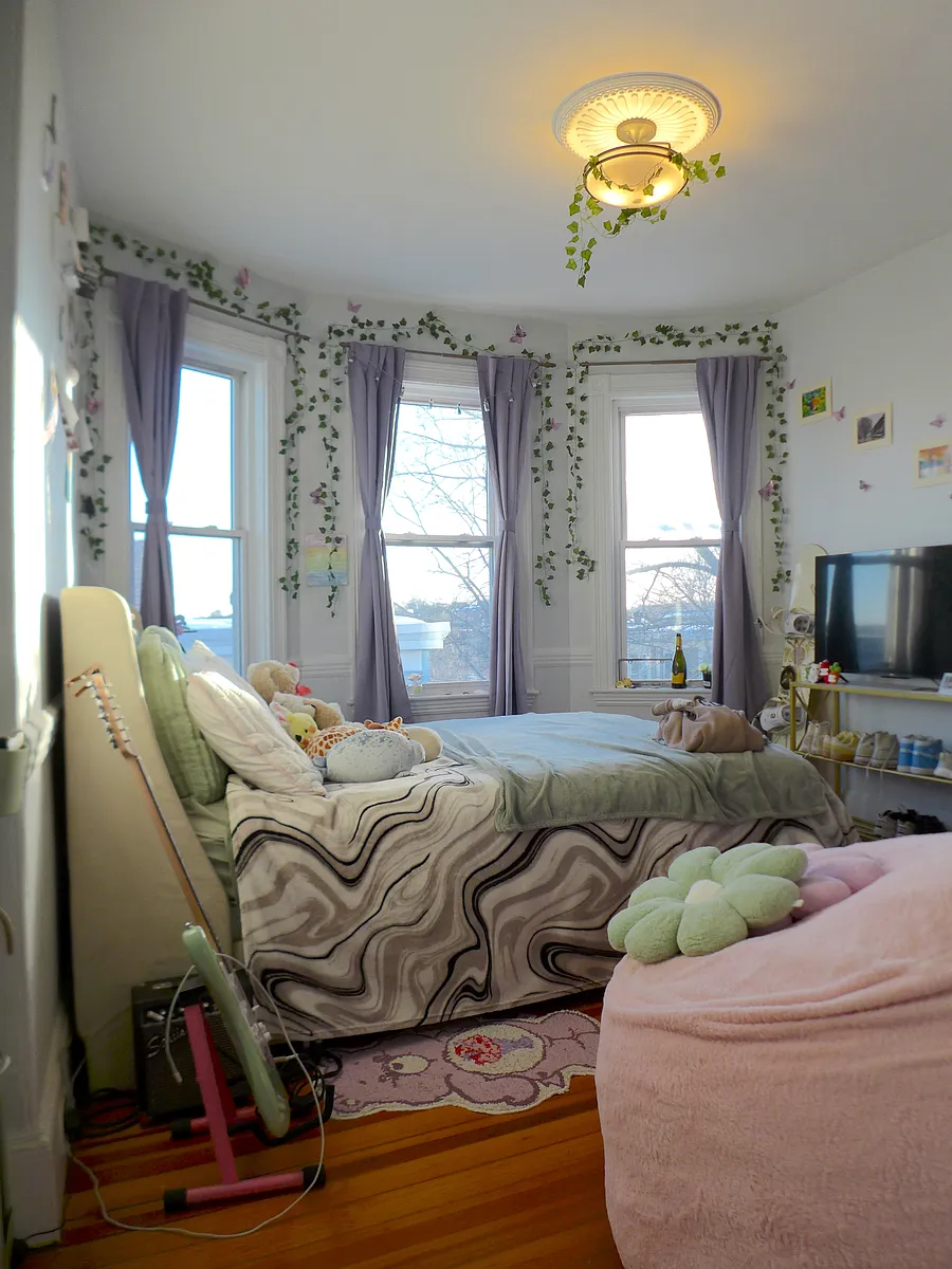 Building Photo - 19 Bucknam St #2