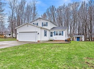 670 Bridle Ct, Geneva, OH