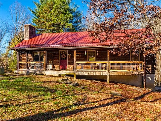 1st image of 51 Meadow Woods Dr