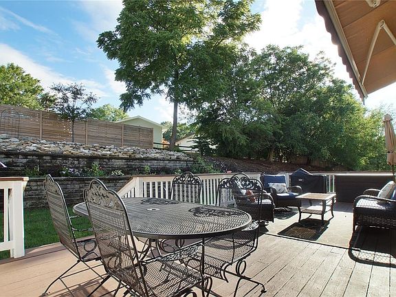 Great area to unwind as well as entertain.