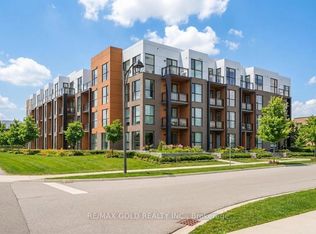 210 Sabina Dr #218, Oakville, ON L6H 0W6