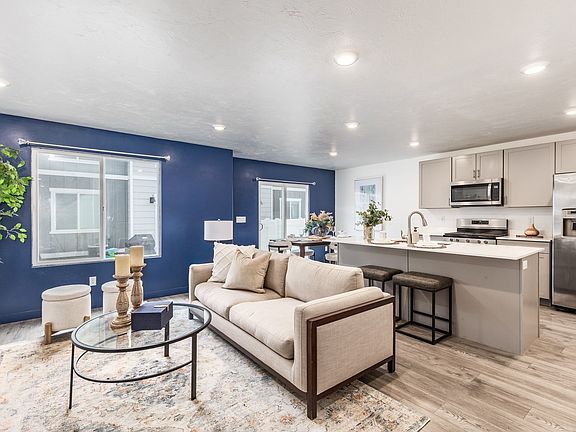3rd image of 1770 E Eagle View Ln #159
