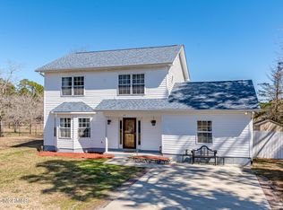 24 Pine Lake Rd, Southport, NC 28461