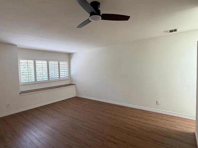 4173 Colfax Ave #I — Photo 14