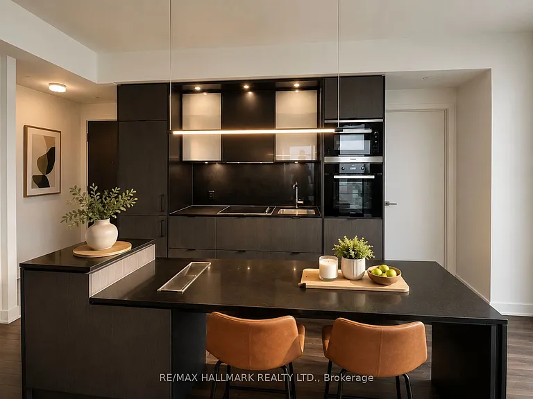 11 Yorkville Ave #3502 — Photo 5