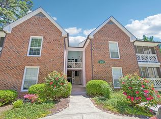 1010 Kingswood Dr APT D, Chapel Hill, NC 27517