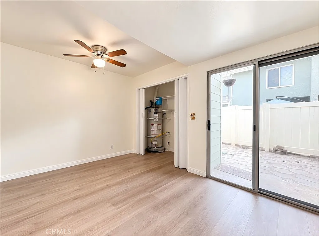 2 bed, 2.5 bath, 1106 sqft, $2,400 — Photo 4