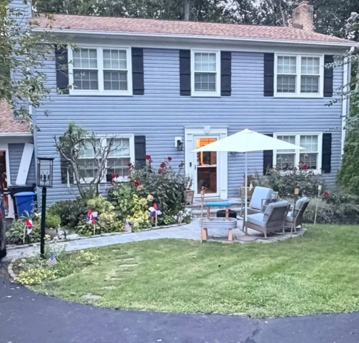 5 bed, 3.5 bath, 2542 sqft, $3,950 — Photo 1