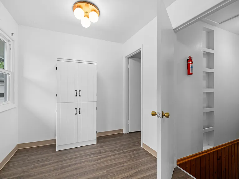 203 NW 19th Ave — Photo 11