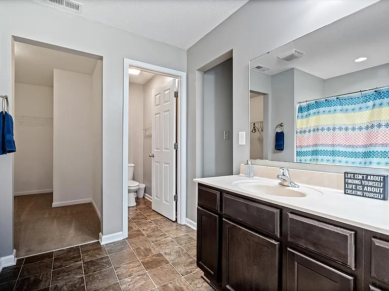 993 Kempson Ct — Photo 21