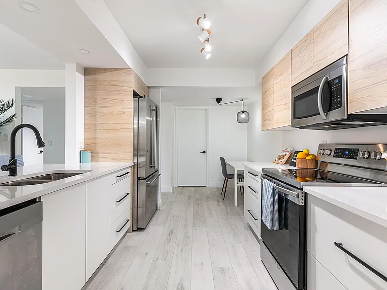 950 Egret Cir — Photo 16
