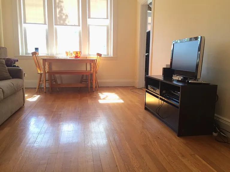 1715 Commonwealth Ave #6 — Photo 3