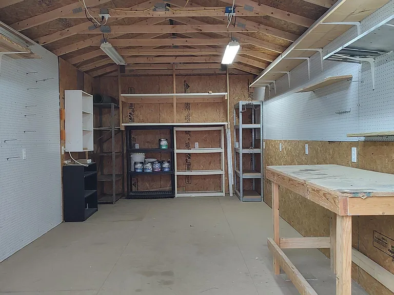 605 Bennett Blvd — Photo 3