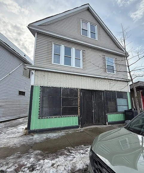 2255 Genesee St — Photo 1