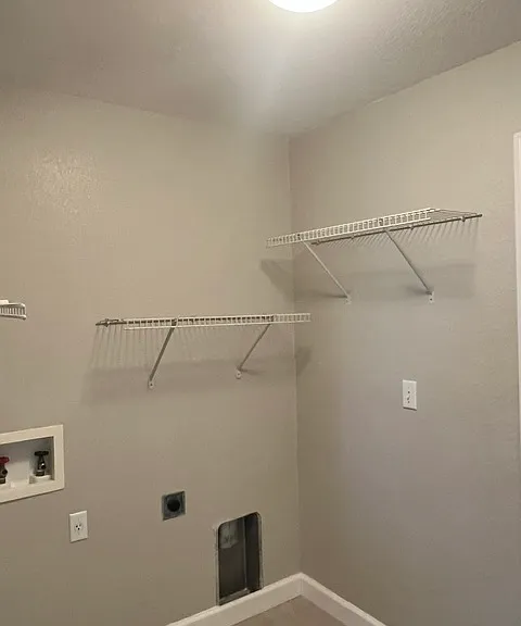 1650 Meadows Pond Dr — Photo 17