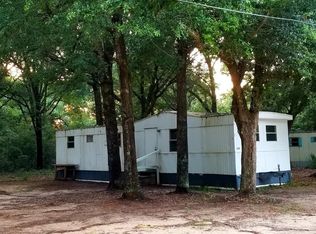 4379 Trailer Park Ct, Milton, FL 32583