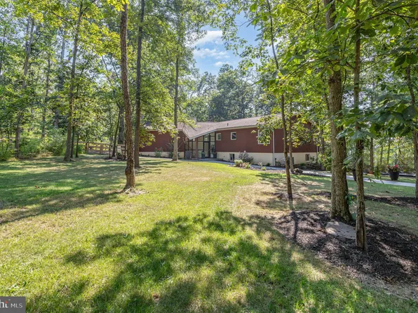 840 Belmont Rd, Gettysburg, PA 17325