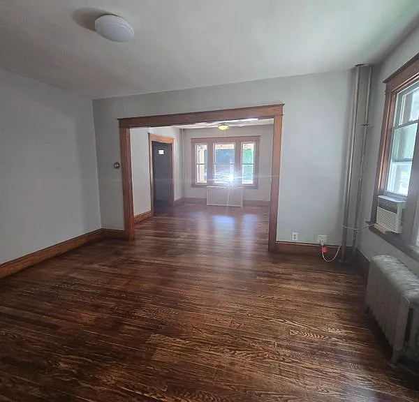 58 Warren St — Photo 3