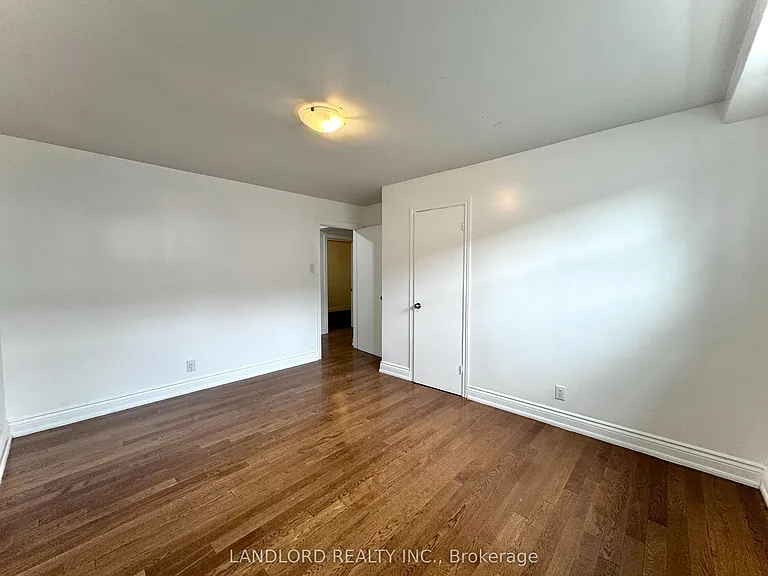 92 Trethewey Dr #2 — Photo 15