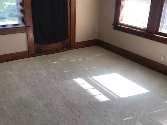 4th image of 4220 Randolph St APT 4