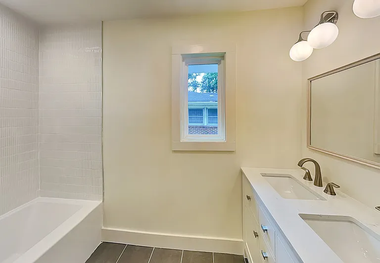 360 Simpson Ter NW — Photo 16