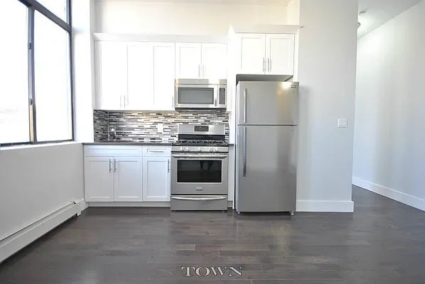 Rented by Town Residential | media 14