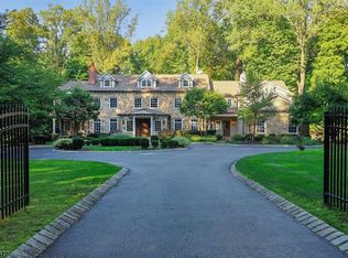 5 Burnett Rd, Mendham, NJ 07945