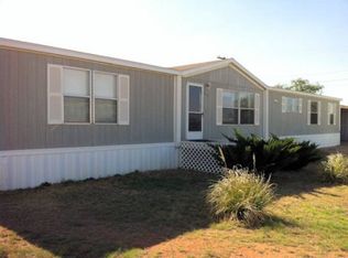 610 SE 8th St, Seminole, TX 79360