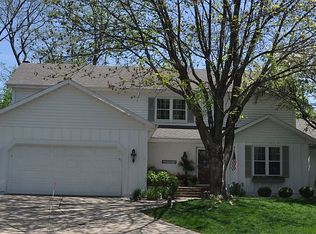 220 Newbury Ct, Bourbonnais, IL