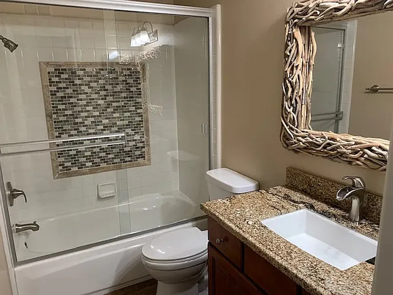 2 bed, 2.0 bath, 700 sqft, $1,880 — Photo 4
