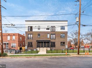 852 Xenia St SE #2, Washington, DC 20032