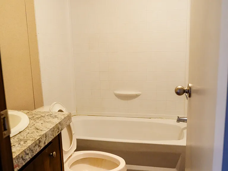 2800 Halite Bnd #1105 — Photo 9
