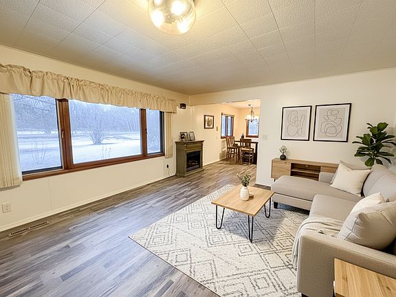 3rd image of 42734 State Highway 108