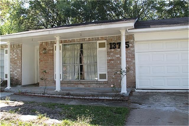 1st image of 13715 New Village Ln