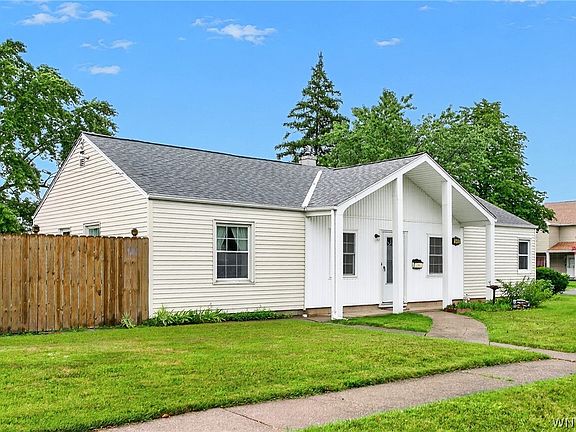 2nd image of 548 Loretta St