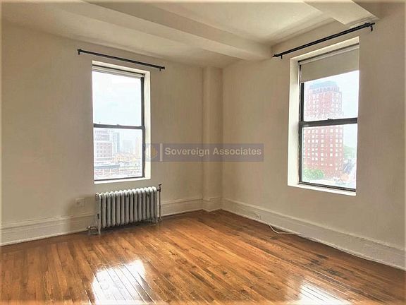 4th image of 77 W 104th St #33