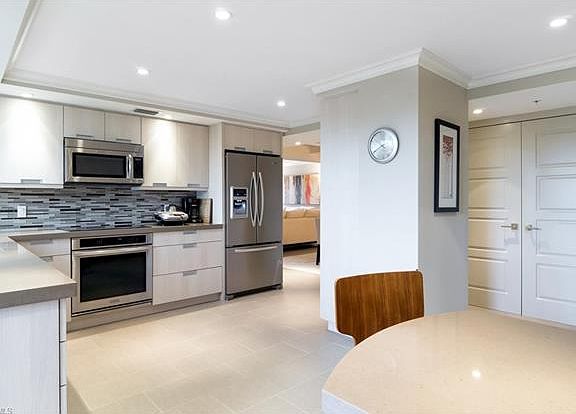 5th image of 6825 Grenadier Blvd APT 201