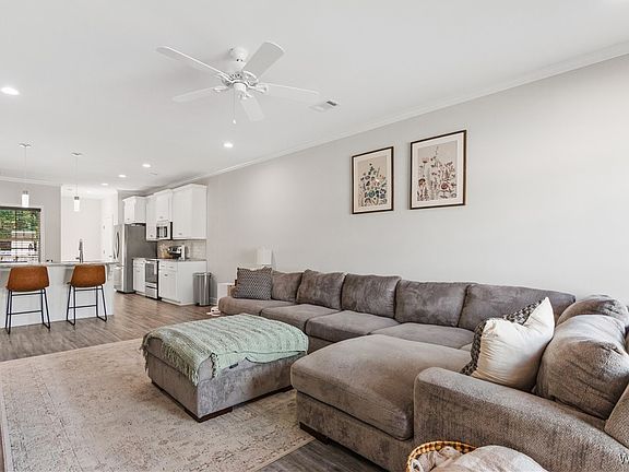 4th image of 5235 University Gardens Dr