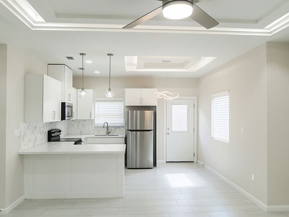 5th image of 2613 W Brookside Bend St #3
