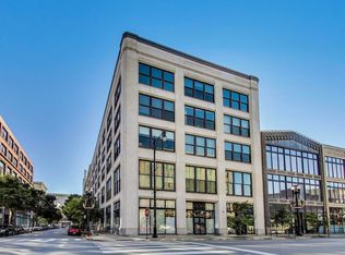 2303 S Michigan Ave APT 209, Chicago, IL 60616