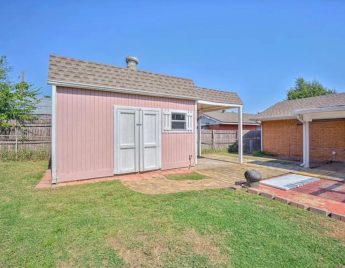 3 bed, 1346 sqft, $1,600 — Photo 4