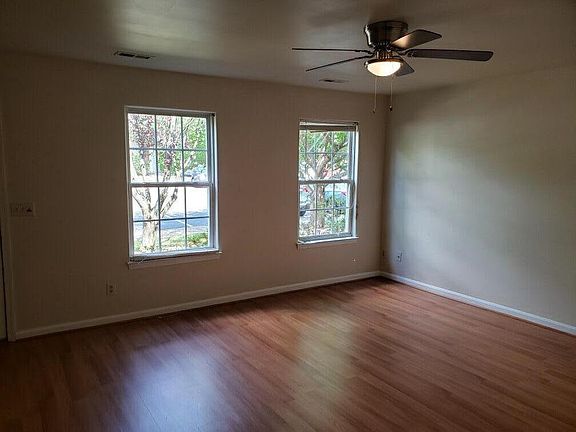 4th image of 9930 Matti Hill Ct