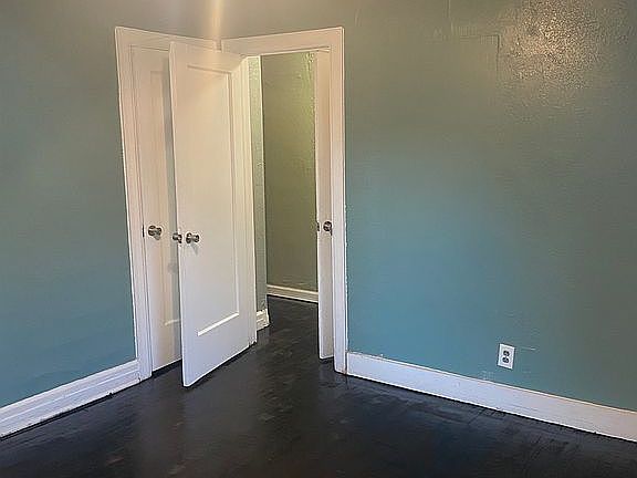 5th image of 1546 NE 20th St