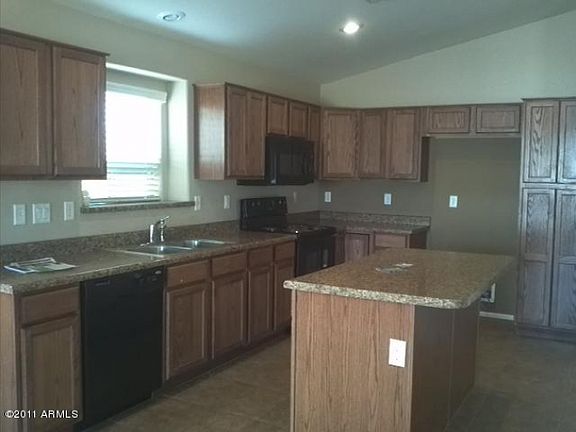 2nd image of 128 W Pasture Canyon Dr
