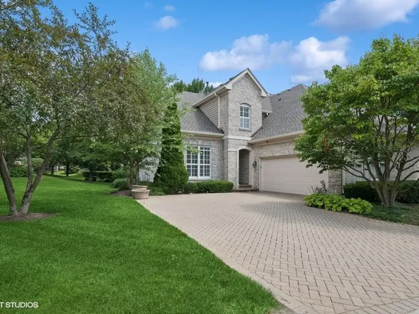 600 Stone Canyon Cir, Inverness, IL 60010