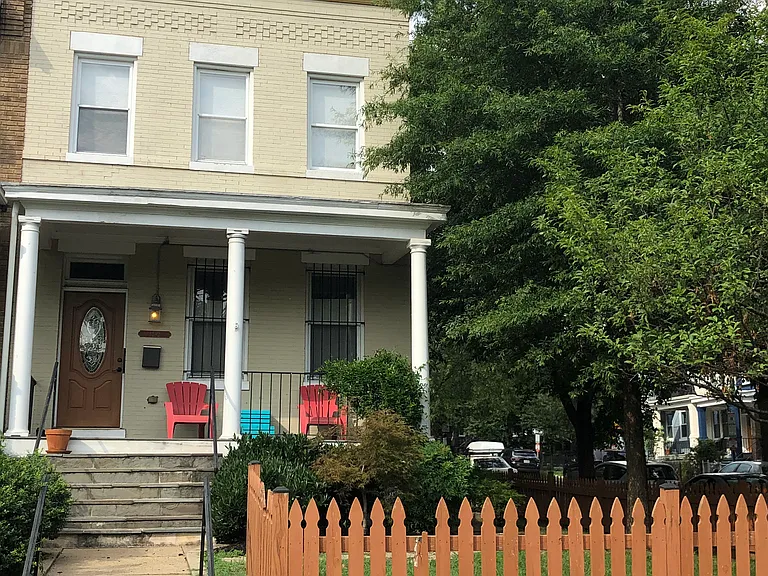 1292 Morse St NE #B — Photo 1