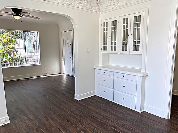 5th image of 864 N Dillon St #1