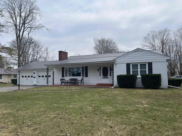 31 Westwood Dr, Massena, NY 13662