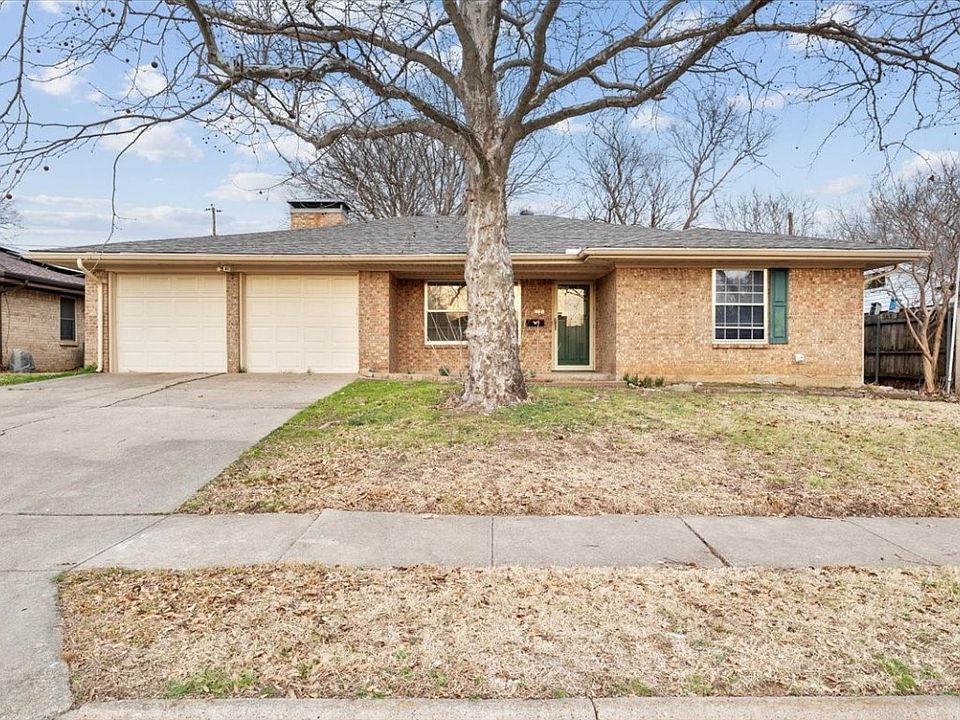 1st image of 2325 Diana Dr