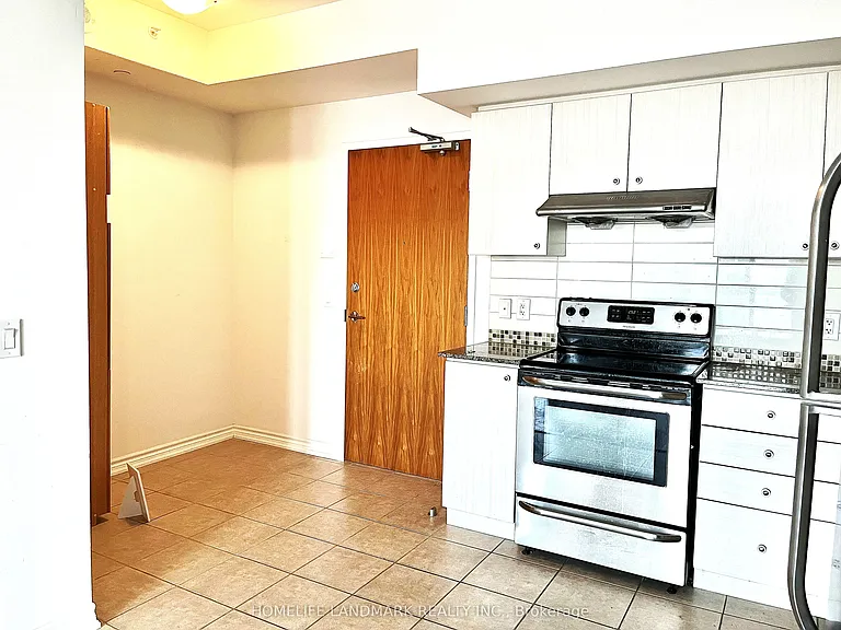 8323 Kennedy Rd W #821 — Photo 3